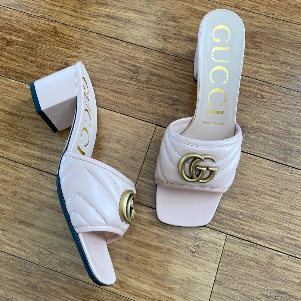 Gucci Women's Light Pink Sandals